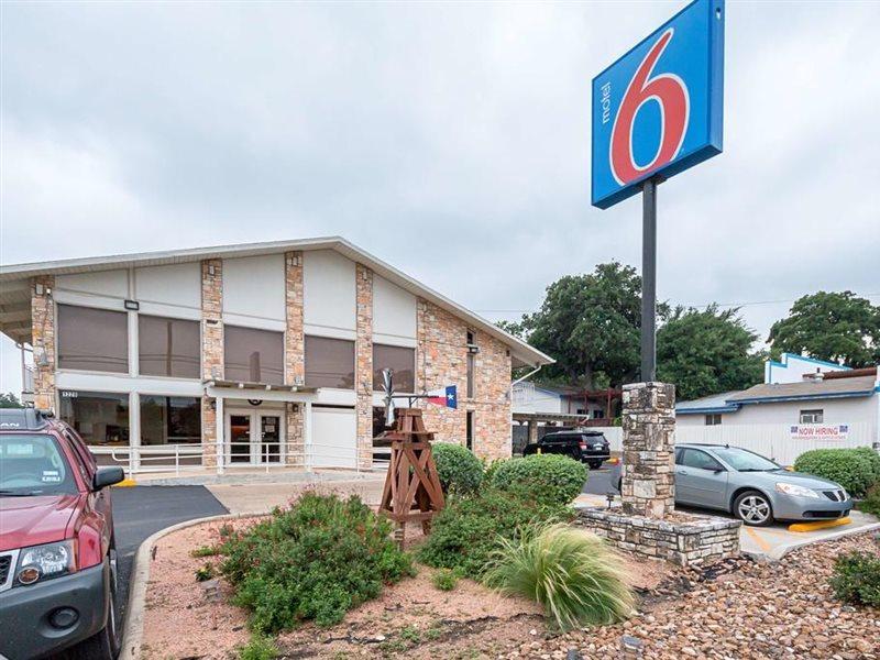 Motel 6-Boerne, Tx Ngoại thất bức ảnh