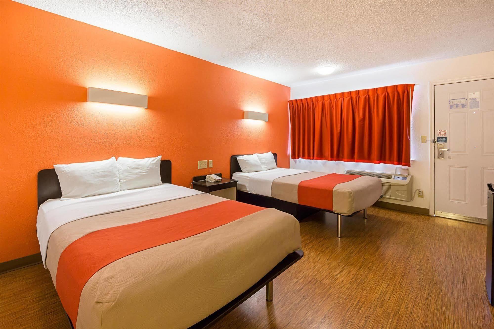Motel 6-Boerne, Tx Ngoại thất bức ảnh